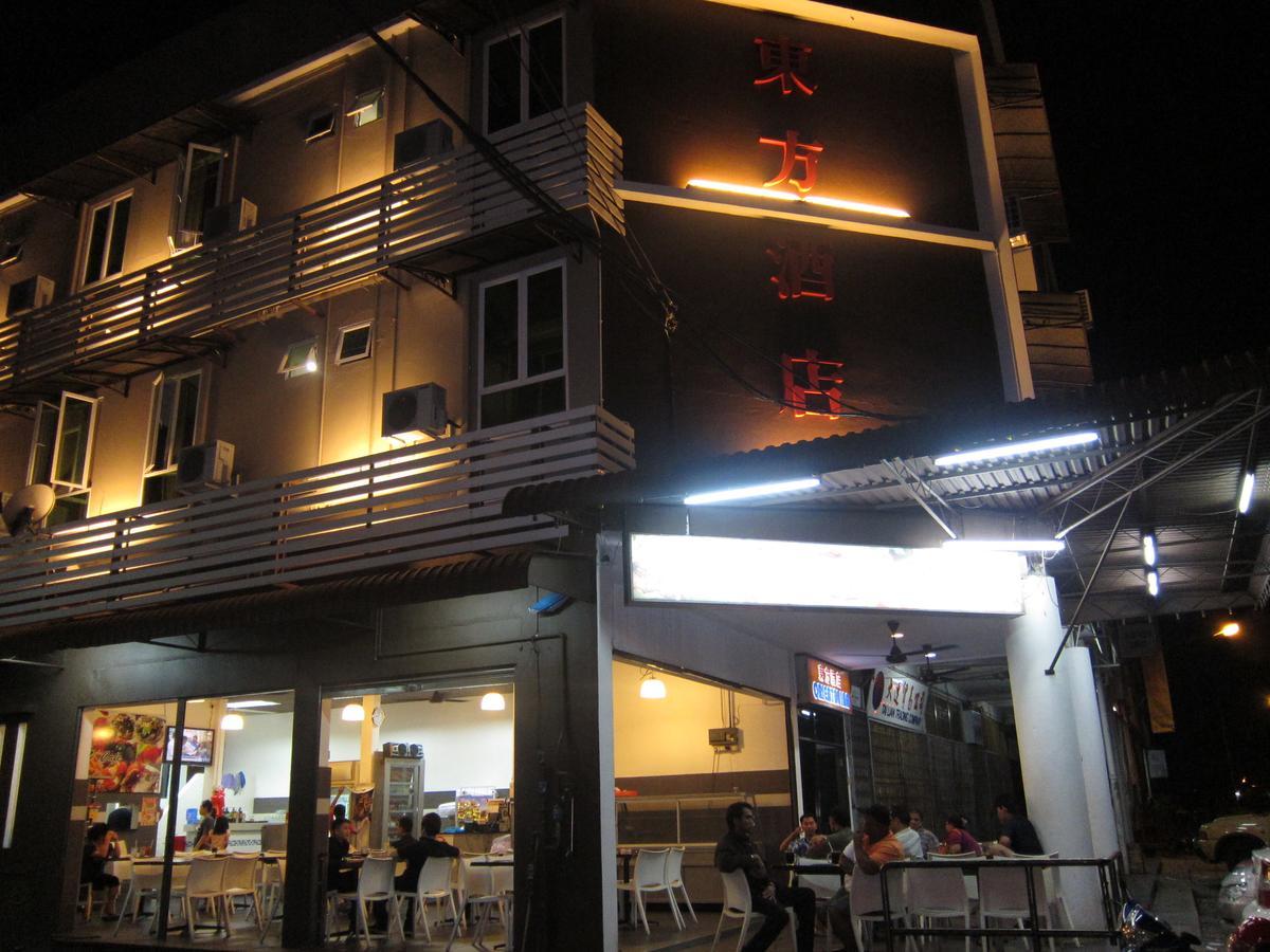 Oriental Inn Kuching Buitenkant foto
