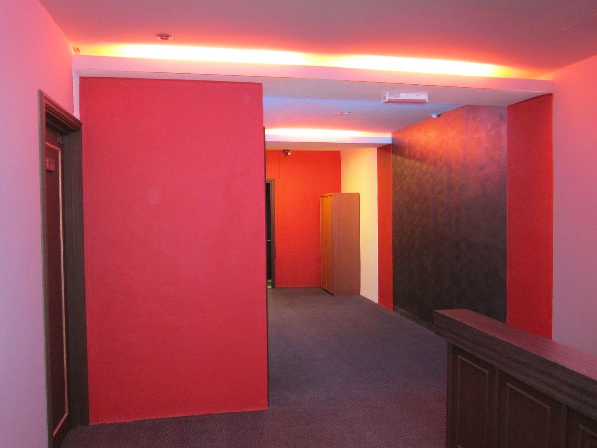 Oriental Inn Kuching Buitenkant foto